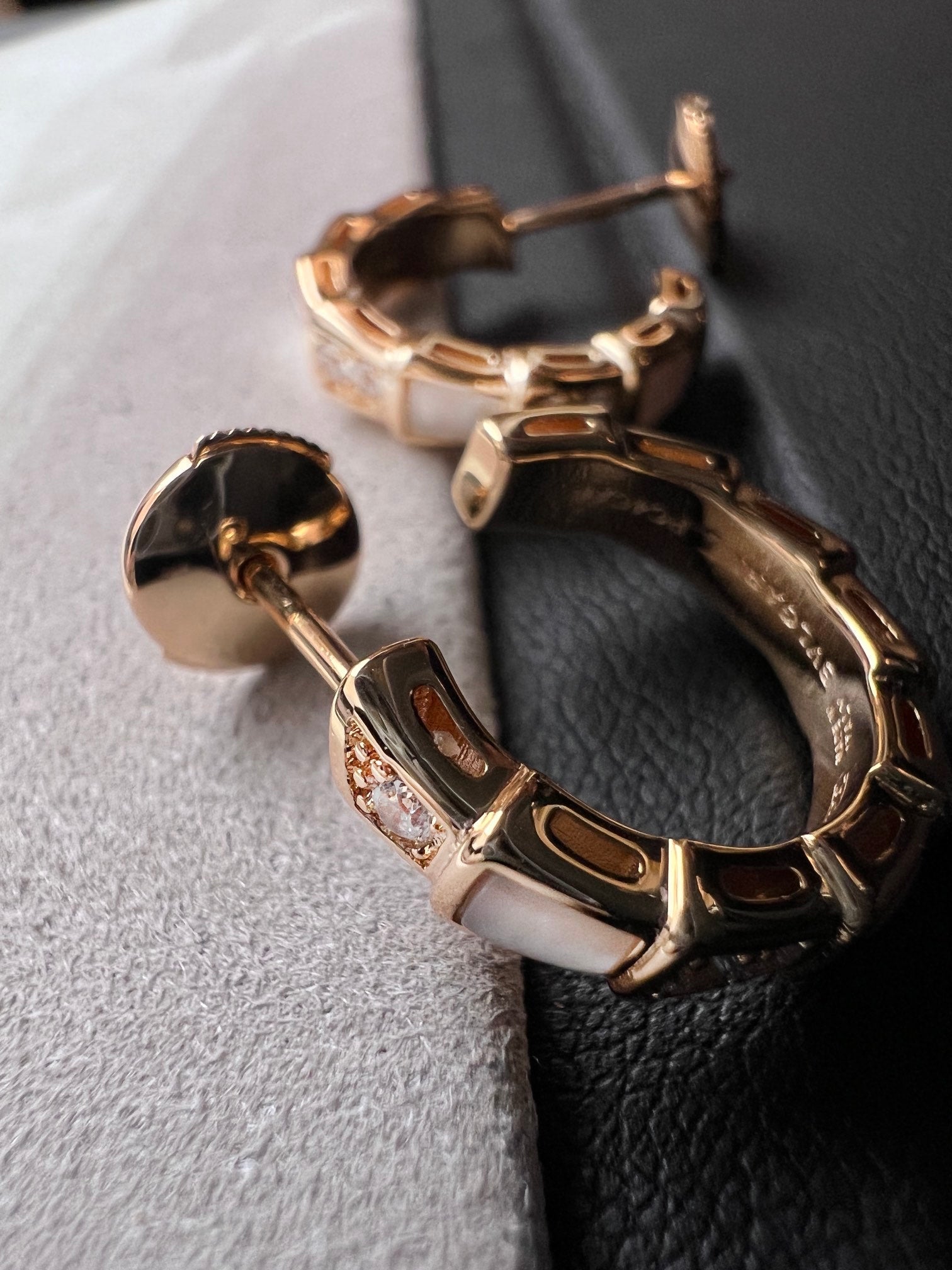 Bvlgari SERPENTI MOP PINK GOLD EARRINGS