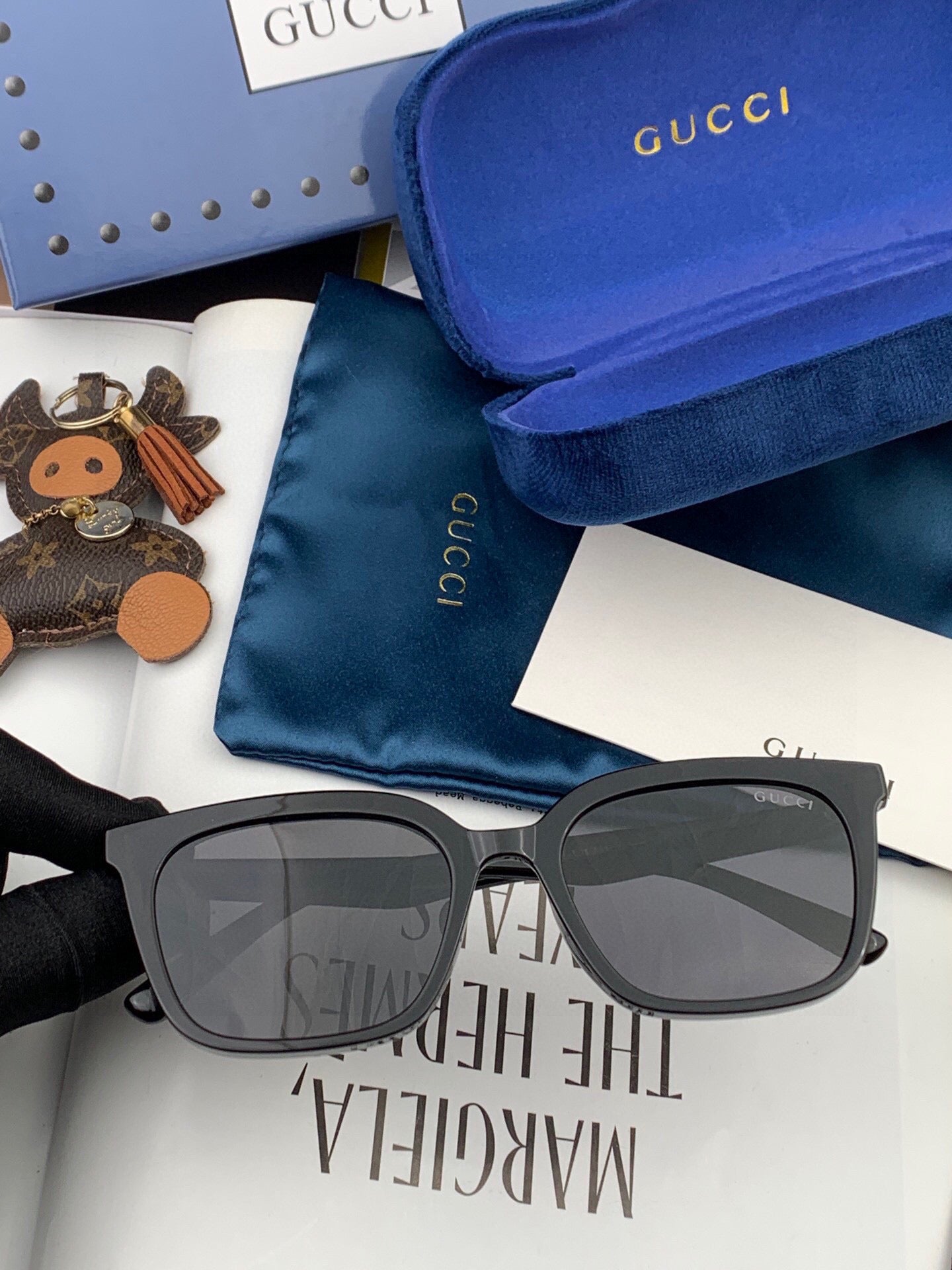 RECTANGULAR FRAME SUNGLASSES G6290 IN ACETATE